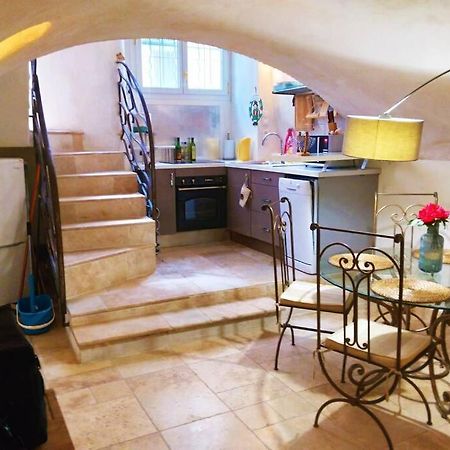 Appartement De Charme Au Coeur Du Vieil Антіб Екстер'єр фото