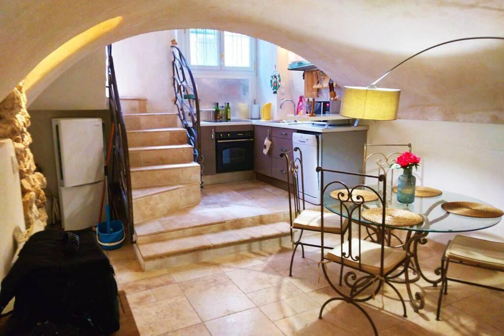 Appartement De Charme Au Coeur Du Vieil Антіб Екстер'єр фото